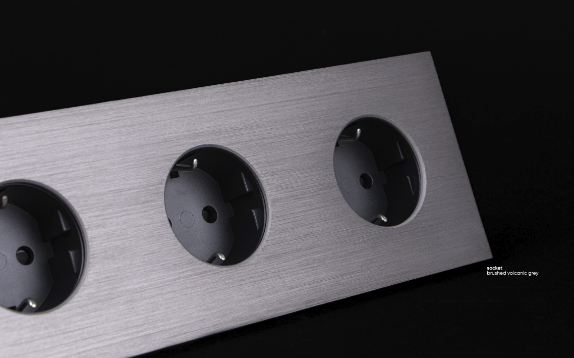 Basalte Steckdosen Brushed Volcanic Grey – Design-Steckdosen im Schalterdesign